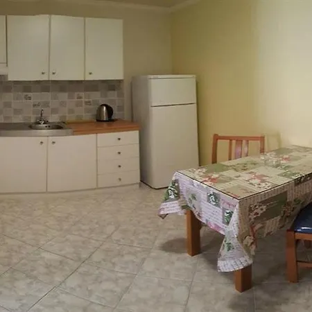 Epi Otel Lourdata (Kefalonia)